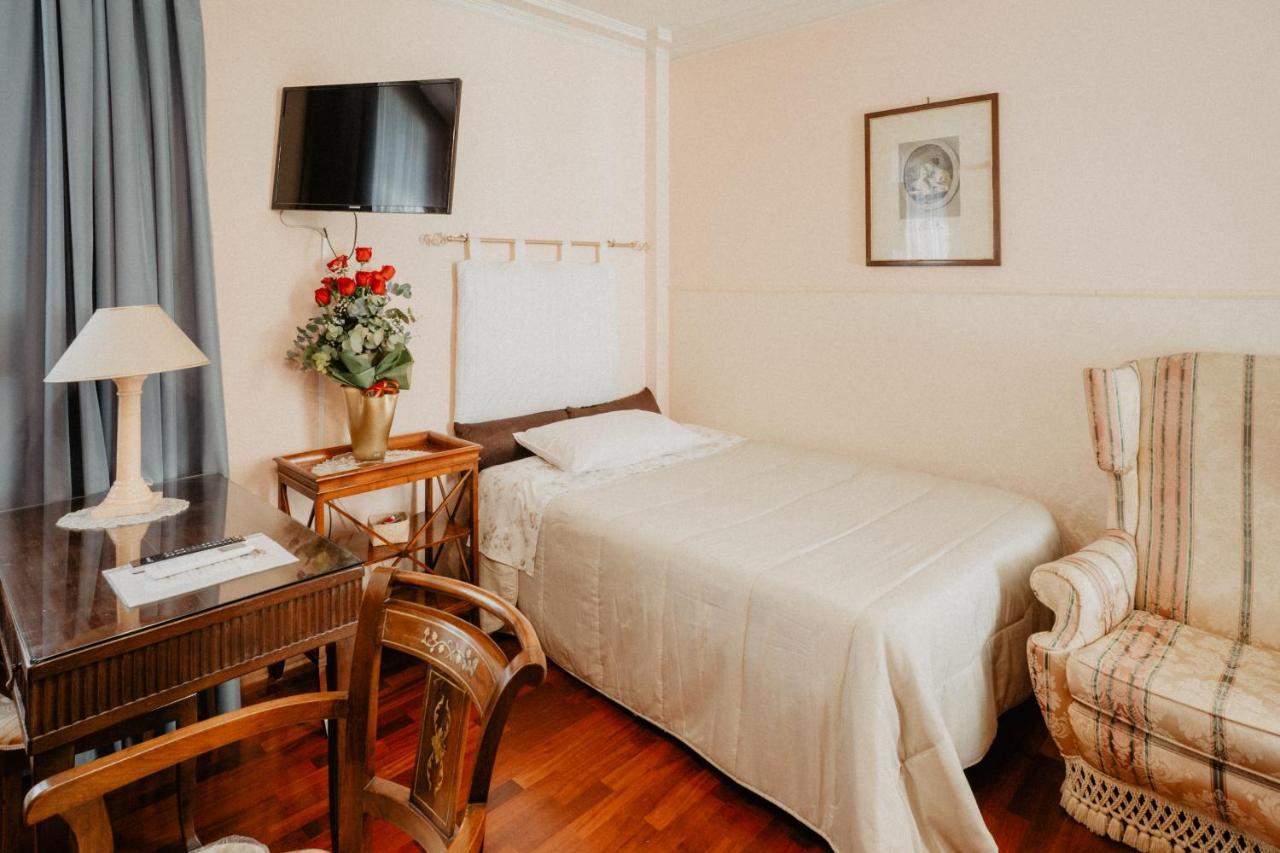 Villa Luigi XVI Ταράντο Εξωτερικό φωτογραφία